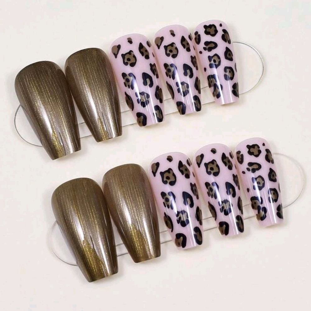 Gold and Leopard Print Press-on Nails - Picture 3 of 6